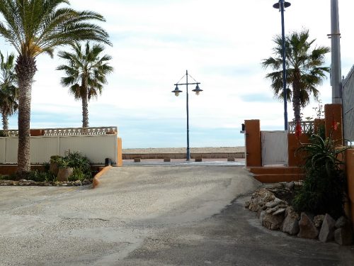 Alquiler apartamentos Peñiscola | Agencia Beltran | Apartamentos Peñiscola |  ref. 012- La Paz | Parking