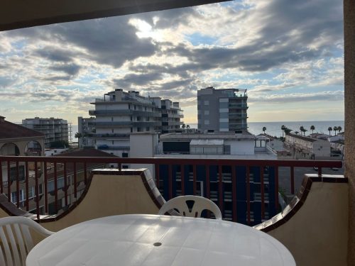 Ref. 451- La volta | Agencia Beltrán | Alquiler apartamentos | Apartamento 2 habitaciones | Parking privado | Terraza