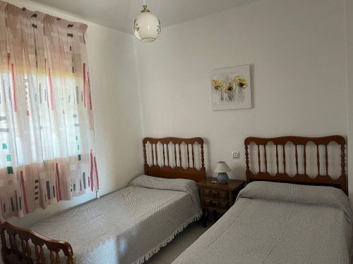 Ref. 451- La volta | Agencia Beltrán | Alquiler apartamentos | Apartamento 2 habitaciones | Habitación doble