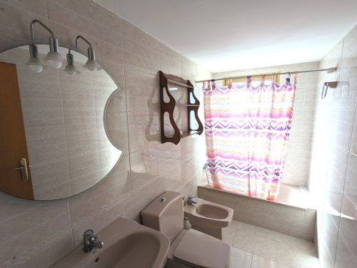 Alquiler apartamentos | Agencia Beltrán | Ref. 461- Residencial Mediterráneo | Piscinas y tenis | baño