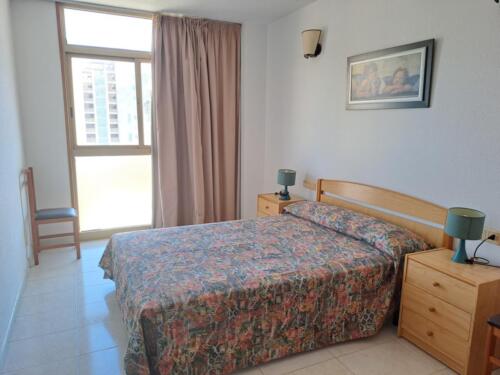 Alquiler apartamentos | Agencia Beltrán | Ref. 463- Residencial Mediterráneo | Piscinas y tenis | Habitación matrimonio