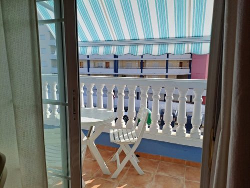 Alquiler apartamentos | Agencia Beltrán | Ref. 470- Barramundi | Piscina y parking | Primera línea | Terraza