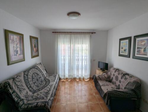 Alquiler apartamentos | Agencia Beltrán | Ref. 471- Barramundi | Piscina y parking | Primera línea | Salón