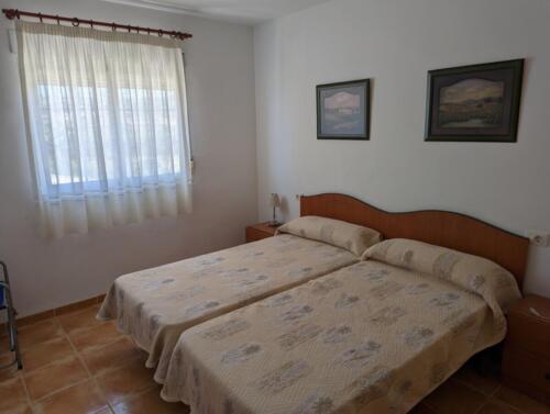 Alquiler apartamentos | Agencia Beltrán | Ref. 471- Barramundi | Piscina y parking | Primera línea | Dormitorio