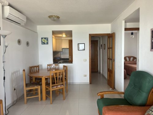 Alquiler apartamentos | Agencia Beltrán | Ref. 474- Picasso | Piscina y parking | Primera línea | Comedor cocina