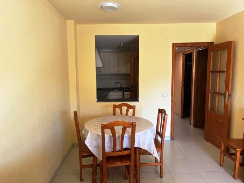 Alquiler apartamentos | Agencia Beltrán | Ref. 476- Picasso | Piscina y parking | Primera línea