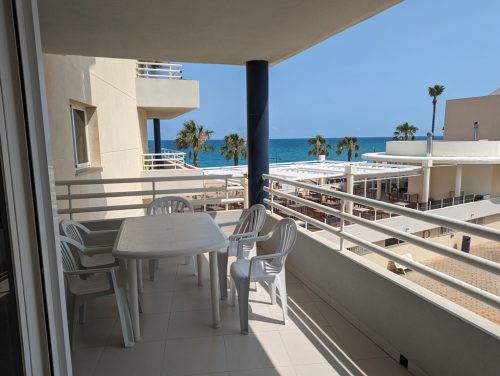 Alquiler apartamentos | Agencia Beltrán | Ref. 476- Picasso | Piscina y parking | Primera línea | Terraza con vistas