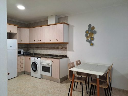 Alquiler apartamentos | Agencia Beltrán | Apartamentos Marcelino | Ref. 502 | Centro | Primera línea de playa | Cocina