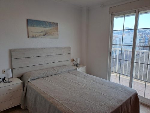 Ref. 503- Marcelino | Casco antiguo | Primera línea de playa | 2 habitaciones | Terraza con vistas al mar | Habitación con balcón