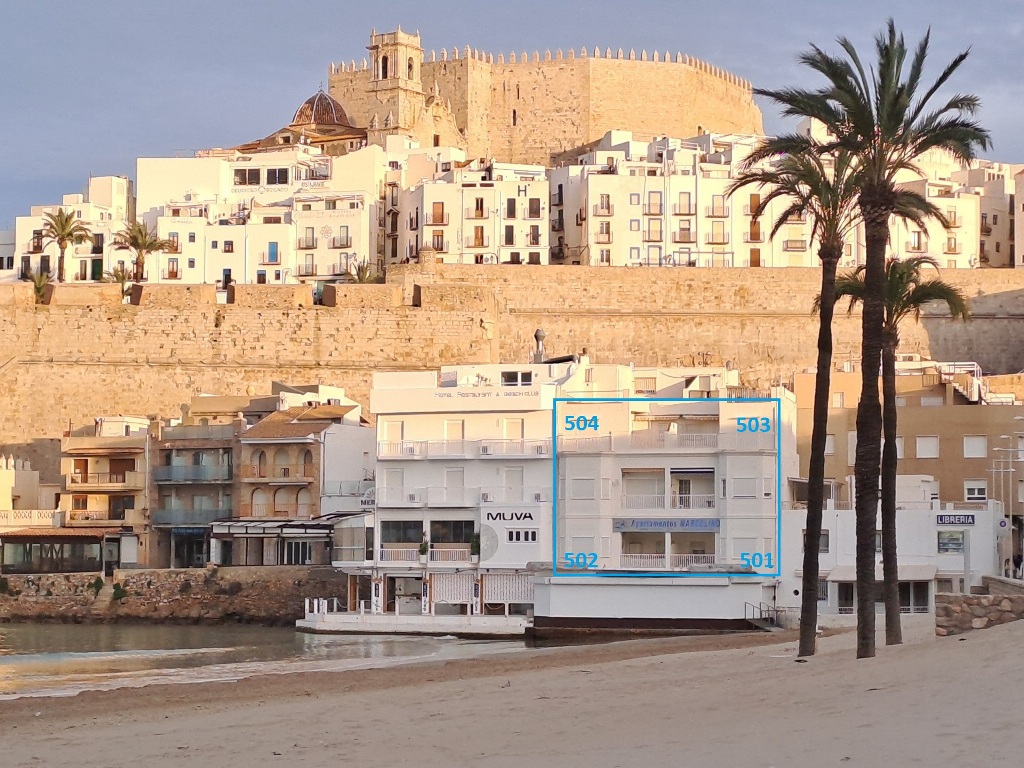 Ref. 504- Marcelino | Centro Peñiscola | Primera línea de playa | Terraza frente al mar | 2 habitaciones