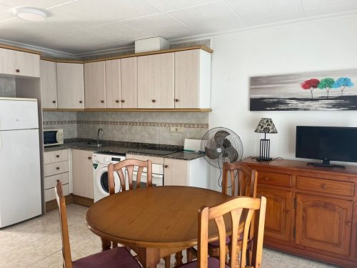 Ref. 504- Marcelino | Centro Peñiscola | Primera línea de playa | Terraza frente al mar | 2 habitaciones