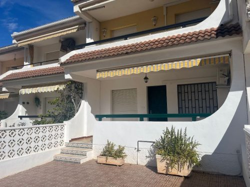 Alquiler de apartamento en Peñíscola, adosado en Peñismar.