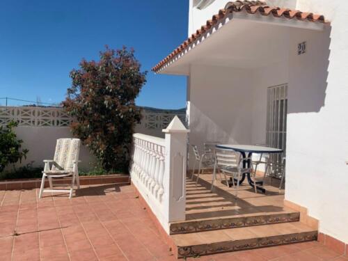 Alquiler alojamientos | Agencia Beltrán | Bungalows | Ref. 516- Peñismar 1 | 3 piscinas, tenis y paddle | Adosados | Terraza