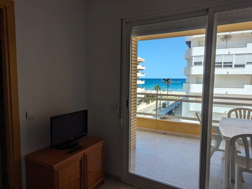 Apartamentos Peñiscola | Agencia Beltrán | Avenida Papa Luna | Ref. 556- La Romana | Piscina | Terraza equipada
