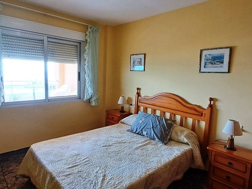 Apartamentos Peñiscola | Alquiler | Agencia Beltrán | Ref. 569- Playa dorada | Primera linea de playa