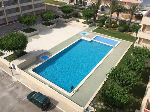 Agencia Beltrán | Alquiler apartamentos | Peñiscola Azahar | Ref. 585 | Urbanización con piscina | Primera linea de playa