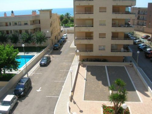 Agencia Beltrán | Alquiler apartamentos | Peñiscola Azahar | Ref. 585 | Urbanización con piscina | Primera linea de playa