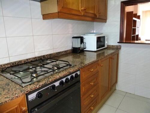 Alquiler apartamentos | Agencia Beltrán | Peñiscola azahar | Ref. 588 | Urbanización con piscina | Parking | Cocina independiente