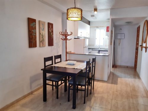 Alquiler apartamentos | Agencia Beltrán | Peñiscola playa ref. 811 | Urbanización con piscina | Centro de Peñiscola | 1 Habitación | Aire acondicionado