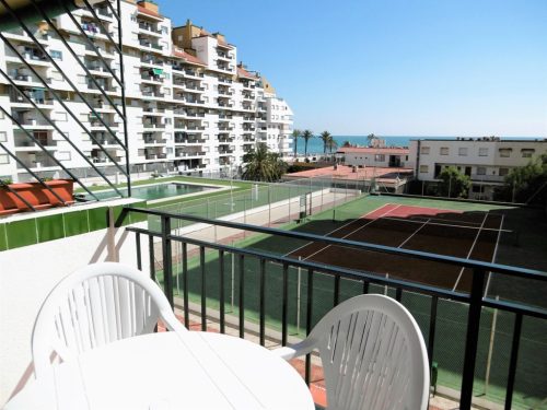 Alquiler apartamentos | Agencia Beltrán | Peñiscola playa ref. 815 | Urbanización con piscina | Centro de Peñiscola