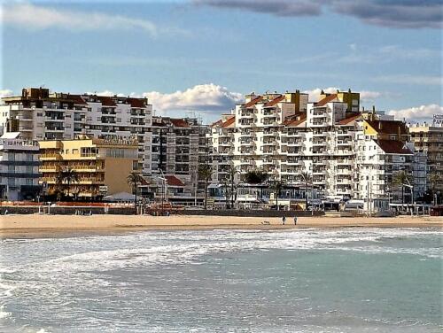Alquiler apartamentos | Agencia Beltrán | Peñiscola playa ref. 815 | Urbanización con piscina | Centro de Peñiscola