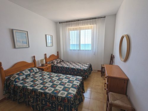 Alquiler apartamentos | Agencia Beltran | Ref. 822- Peñiscola 1 | Primera linea de playa | Vistas al mar