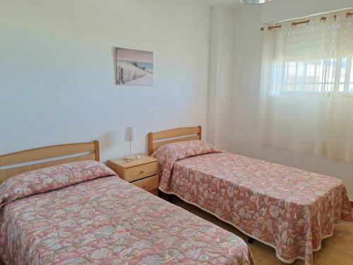 Alquiler apartamentos | Agencia Beltrán | Ref. 829- Peñíscola 1 | Primera línea de playa | Terraza